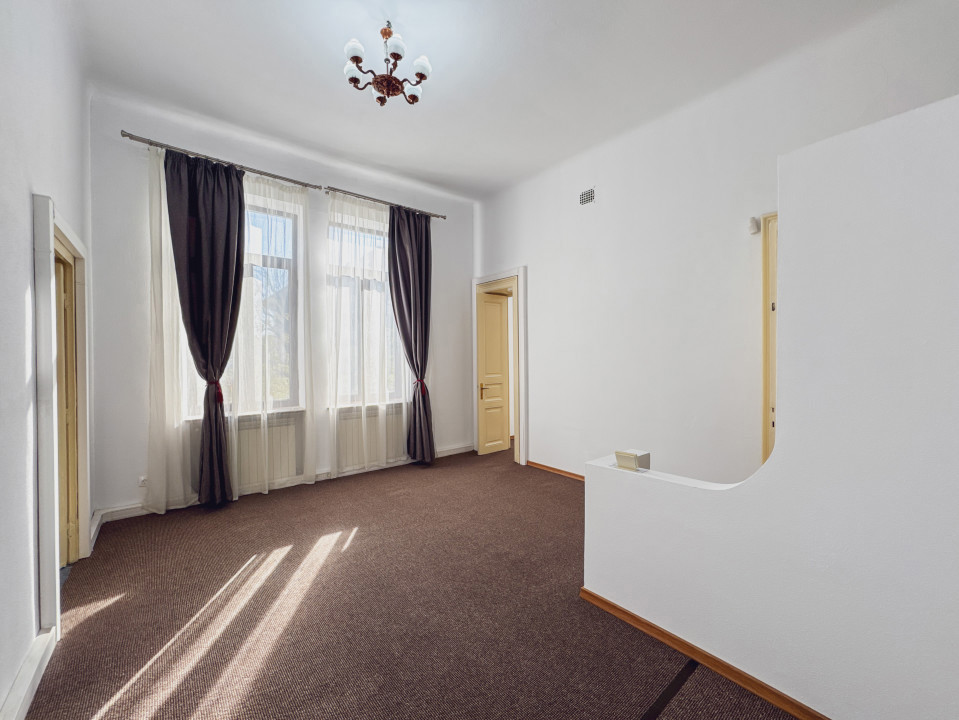 Apartament 4 camere, biroul firmei TALE de langa Parcul Ioanid