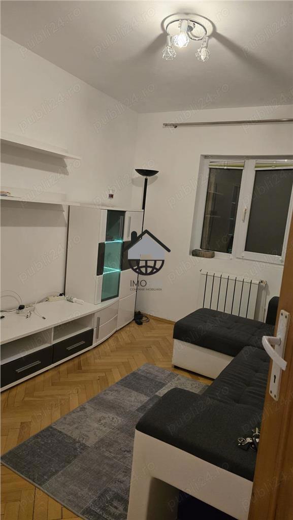 Apartament cu 3 camere in zona Lipovei