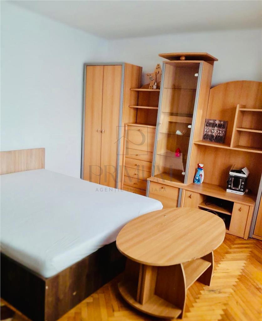 Apartament 1 camera - Zona Modern - Centrala proprie