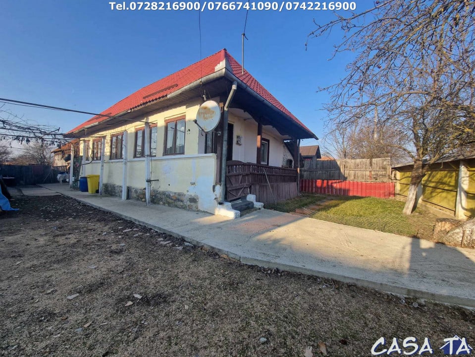 Casa + teren 7417 mp, situata în Scoarta - Budieni