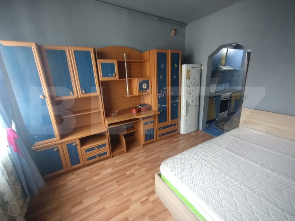 Garsoniera de vanzare, 20 mp, decomandata, etaj 3, zona Gari