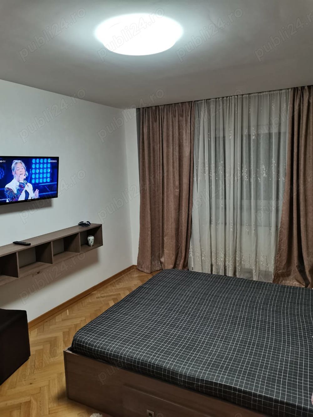 Ofer HOTELIER ap 2 cam dec de LUX zona salii Sporturilor Brasov de la 210 lei  zi