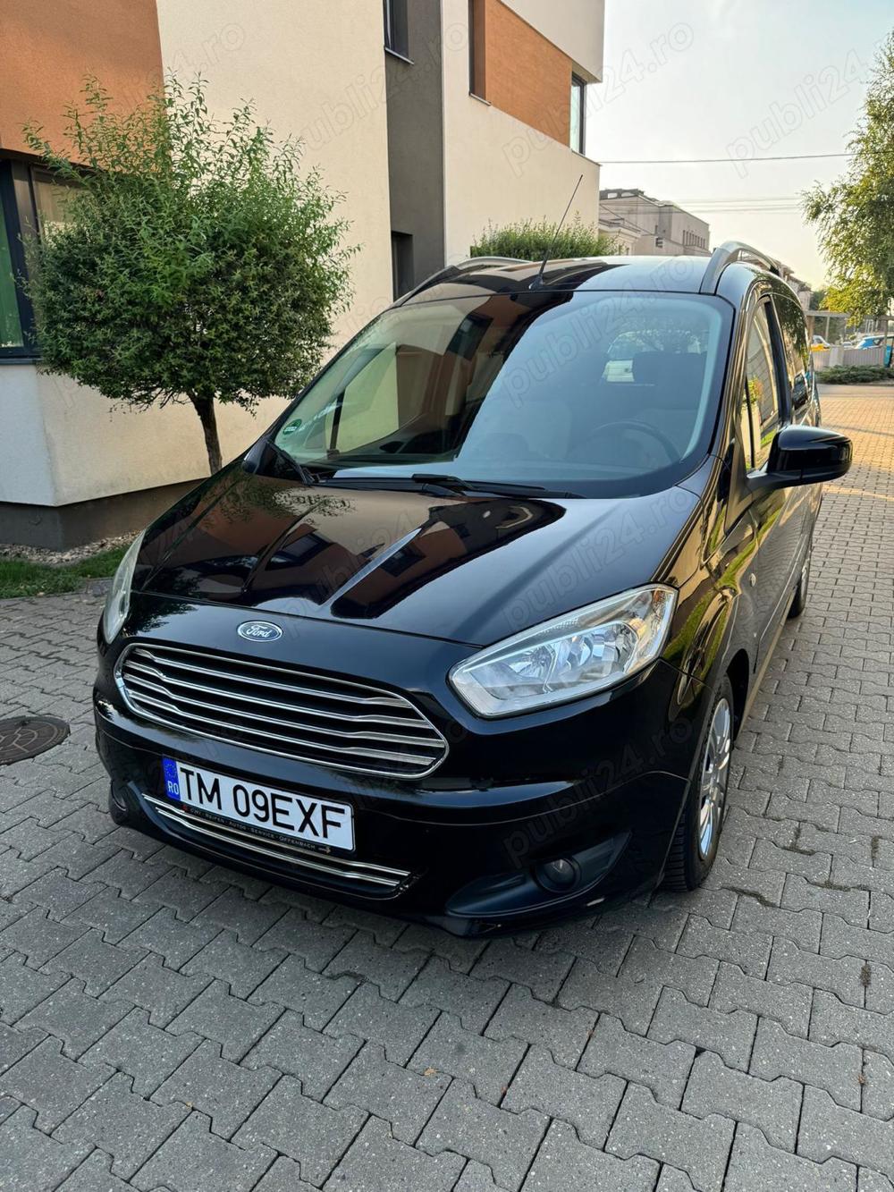 Vând Ford Tourneo Courier