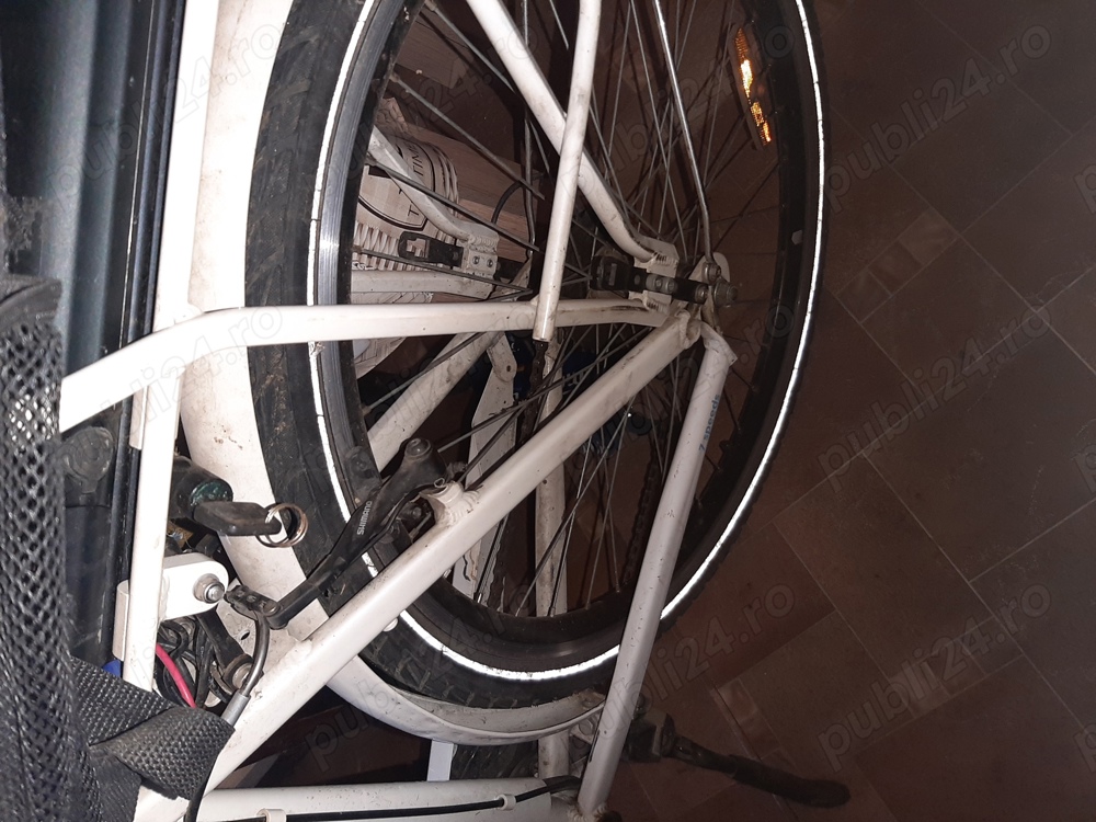 Bicicletă electrică