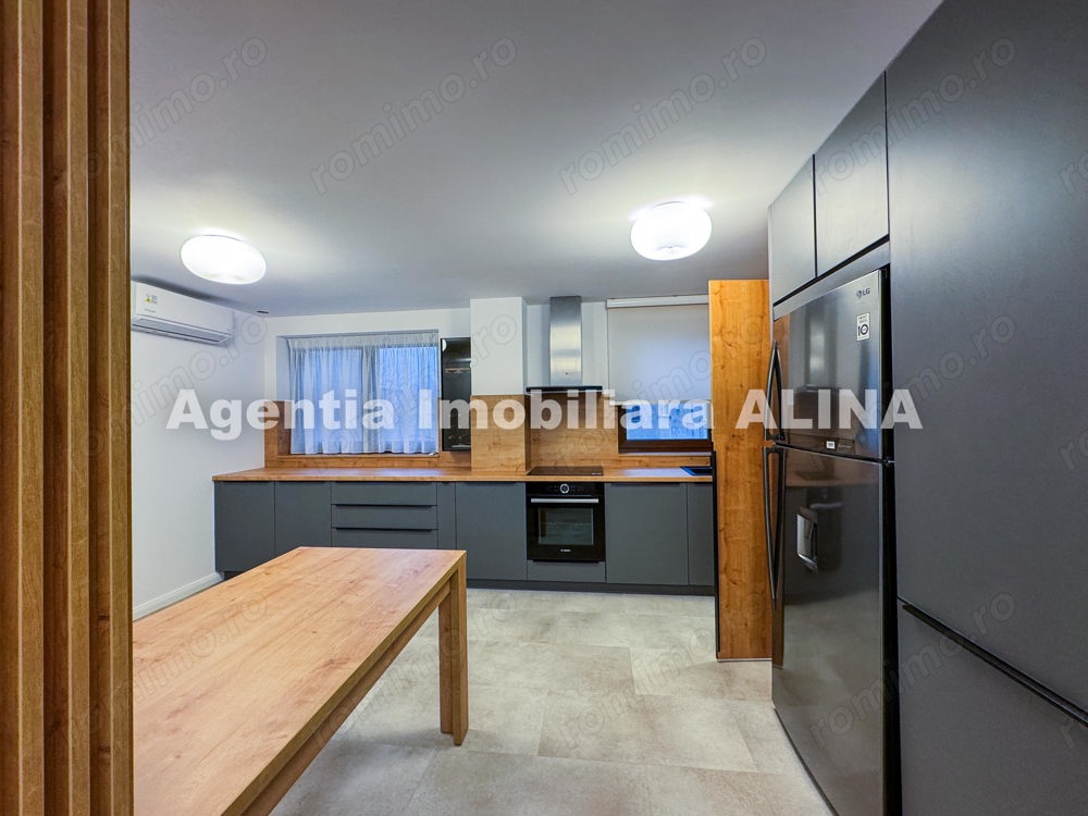 Apartament 3 camere (Transformat din ap. 4 camere) si GARAJ in Deva, zona Iuliu Maniu, 140 mp, Et. 1