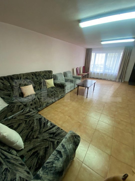 Apartament de inchiriat, 3 camere, 67 mp, de locuit sau birouri, zona centrala