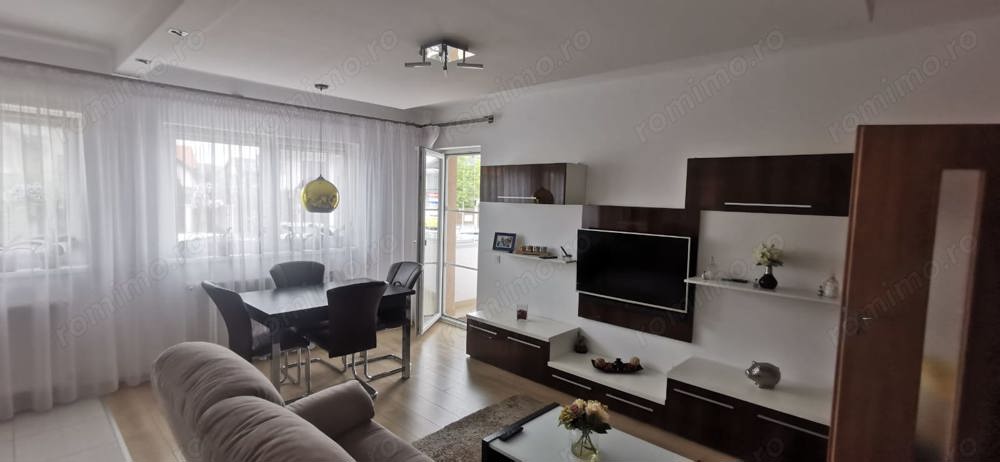 Apartament 3 camere zona Nicolae Brana