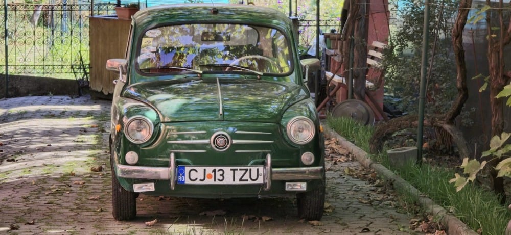 De vanzare Fiat 600D din 1965 cu atestat de Vehicul Istoric