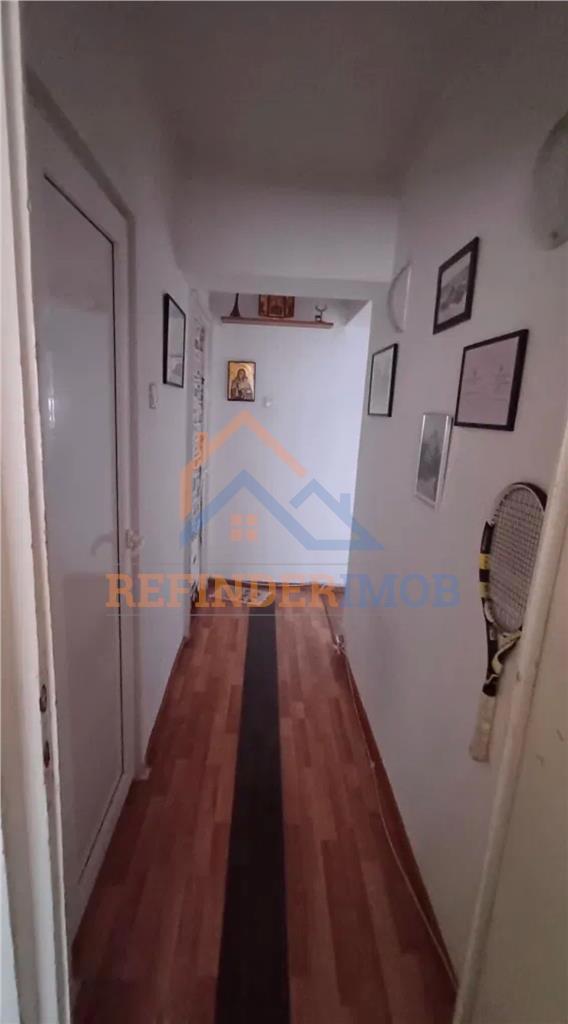 Vanzare apartament 3 camere Drumul Taberei - Metrou Orizont