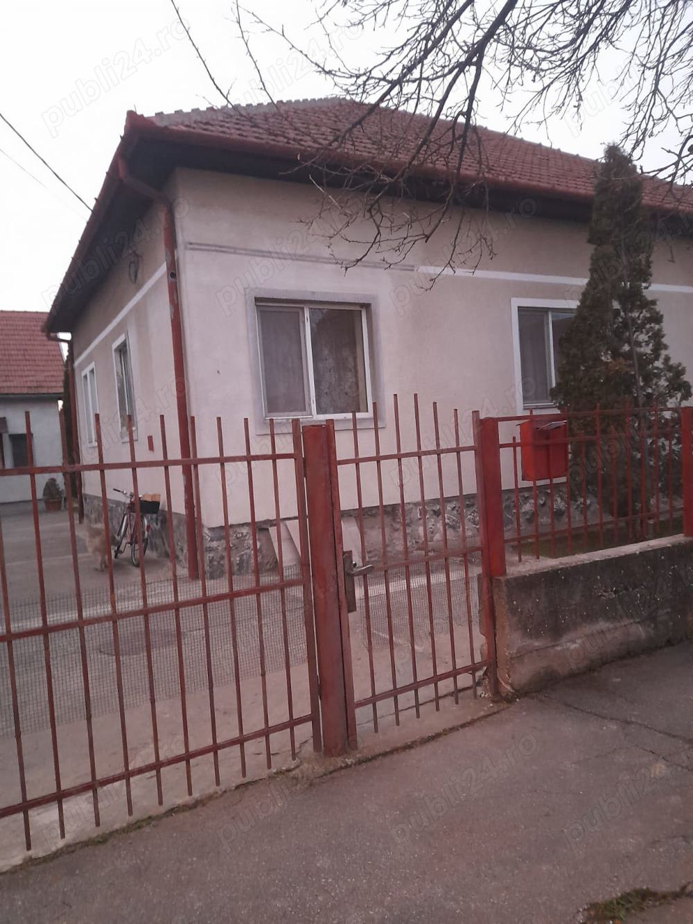 Proprietar vând casa