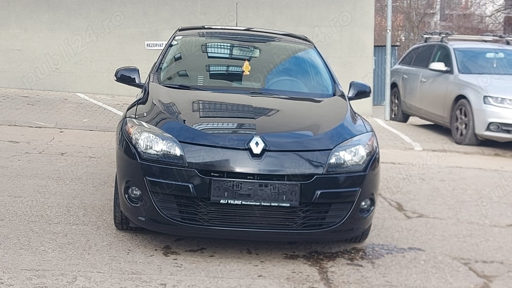 Renault Megane 2011 1.9 dci 130 cp Navigatie mare Tom-Tom Keyless-Entry-Keyless-go Euro 5