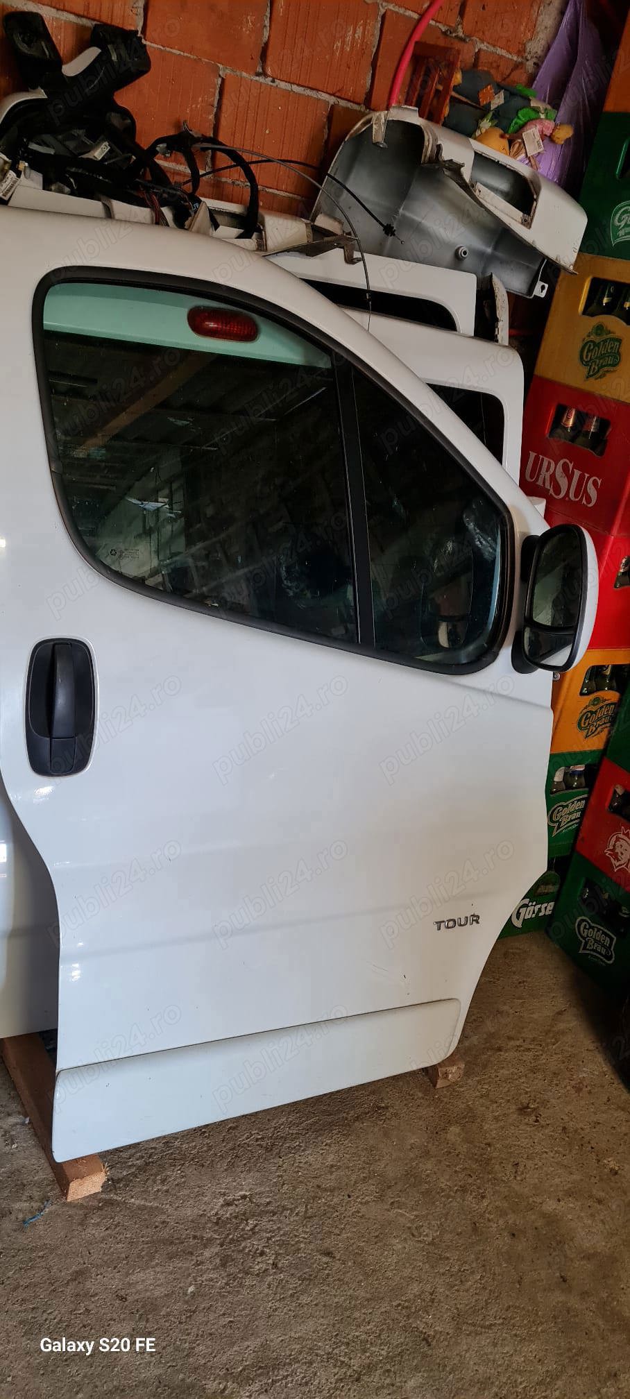 Dezmembrez Opel Vivaro 2013 ,motor 2000 