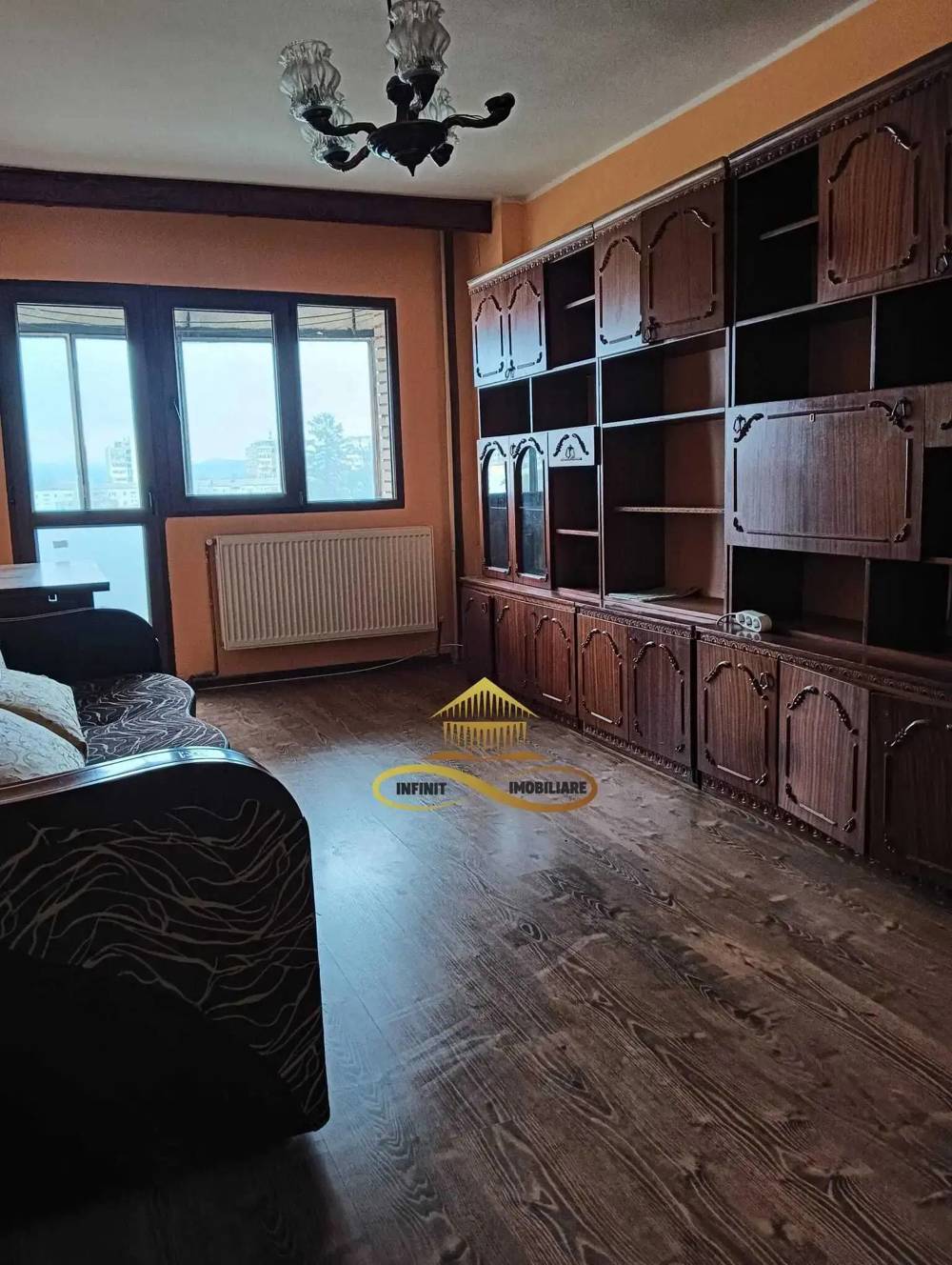 **De închiriat: Apartament 2 camere decomandate PIATA SUD-BACAU