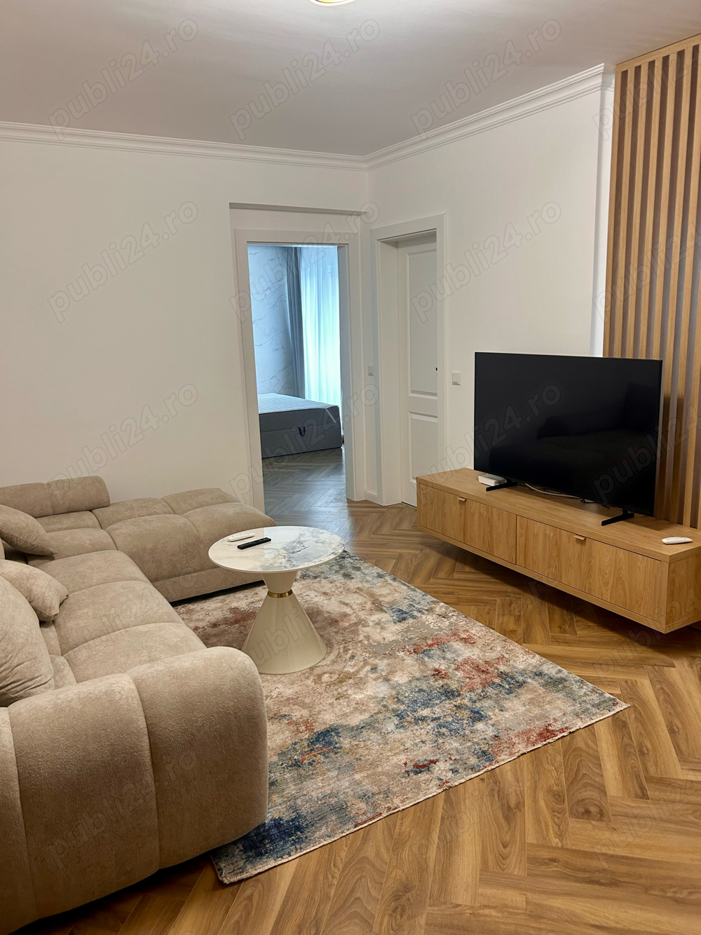 Inchiriez apartament zona ISU