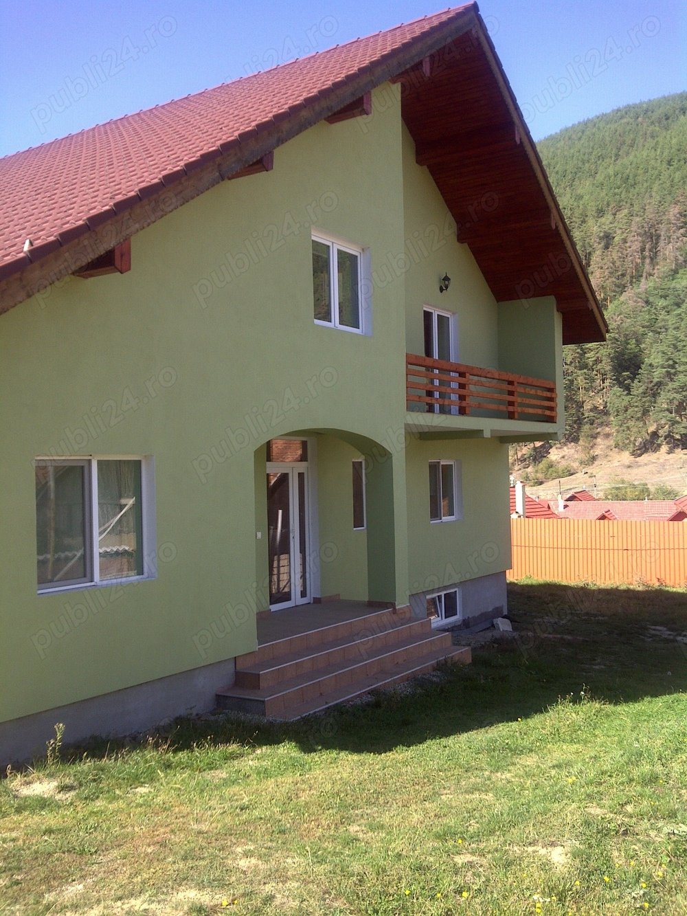 Casa de vanzare in Loc. Gura Riului , Jud. Sibiu, pretabila pentru afacere la cheie.