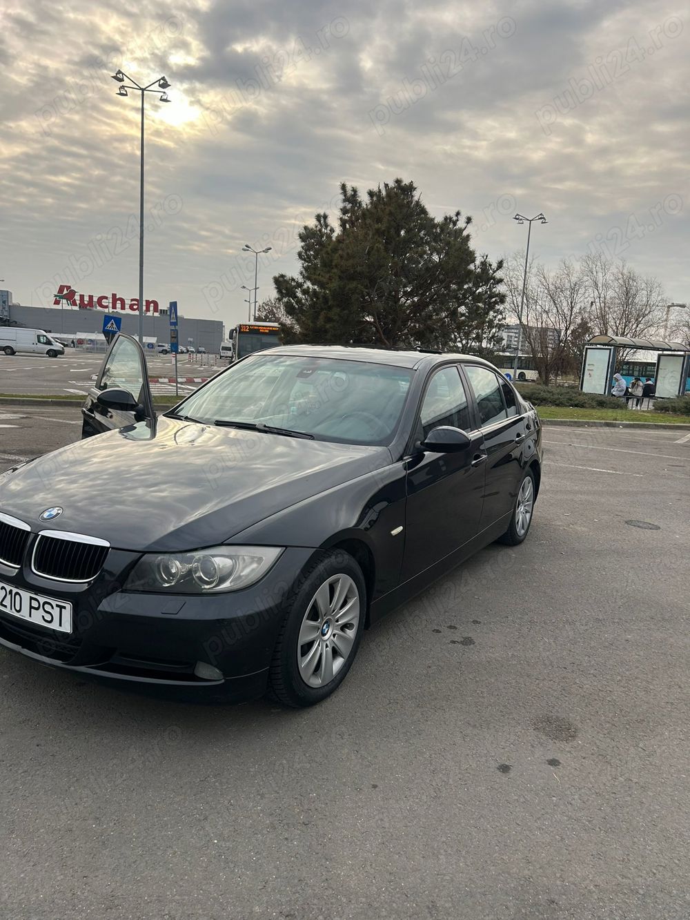 E 90 de vinzare an 2008