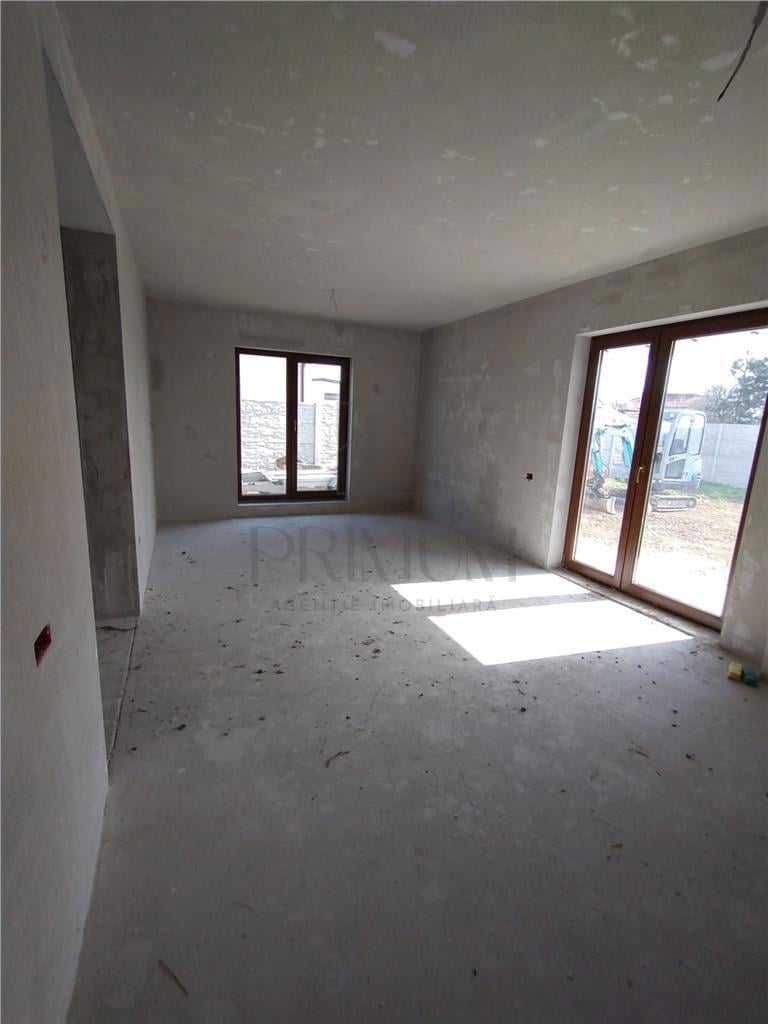 COMISION 0% - Duplex - teren generos - locatie excelenta