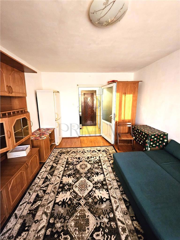 Apartament 1 Camera - Etaj 4 - Semidecomandat - Zona Blascovici