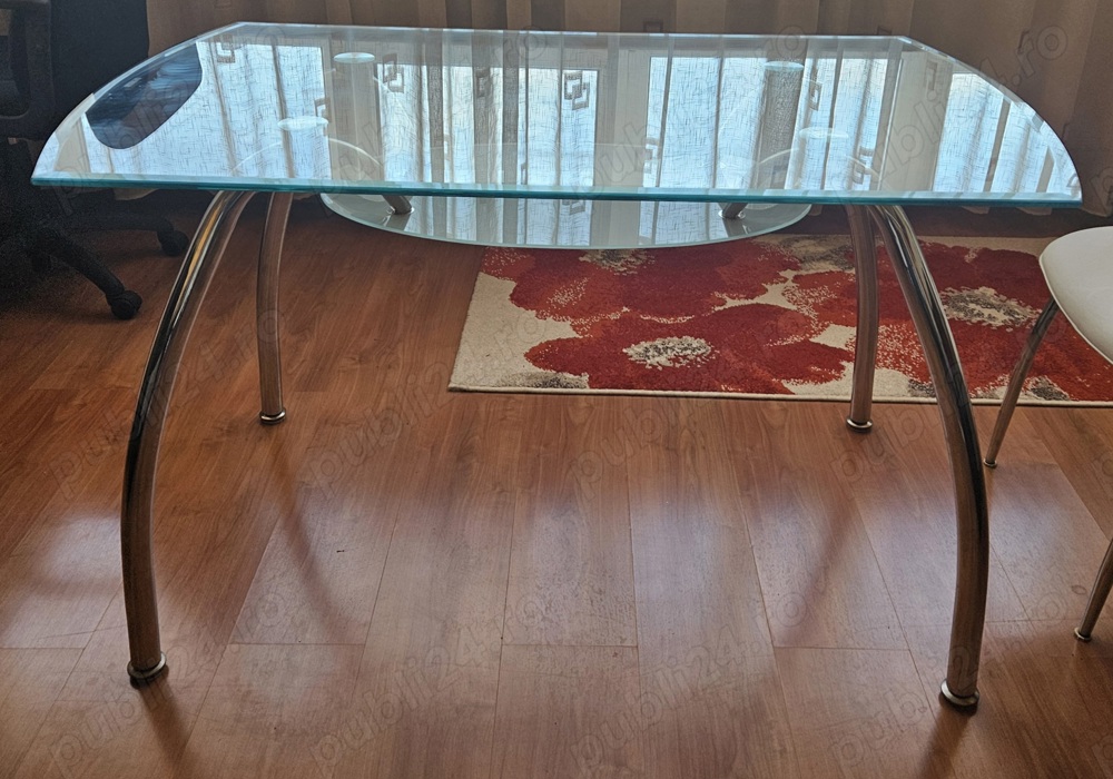 Masă de sufragerie cu blat de sticlă securizată