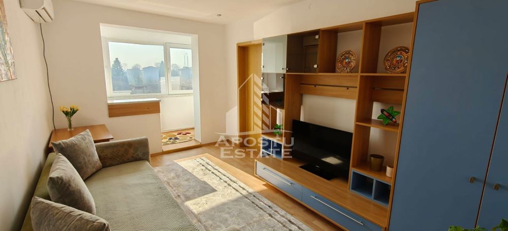 Apartament cu 2 camere , centrala proprie , AC , Zona Sagului