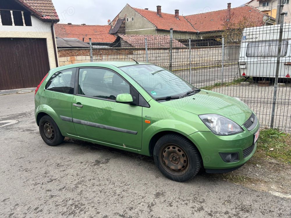 Ford Fiesta Coupe 