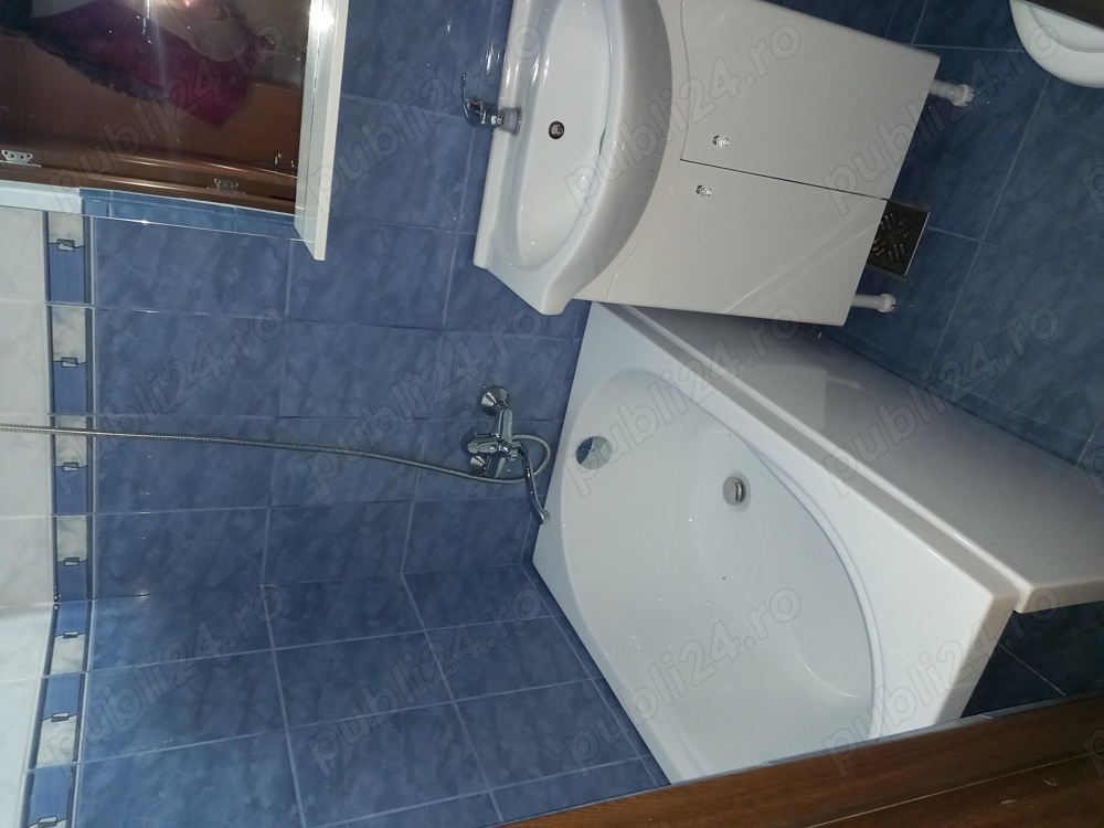 Vând garsoniera sud 