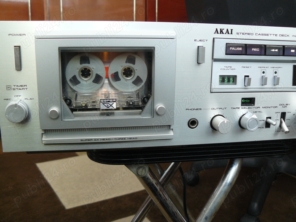 Cumpar casetofon Akai defect