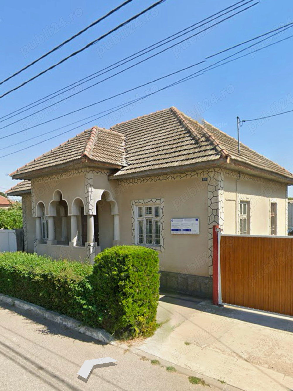 Casa Central -vis a vis de Primăria Pătulele