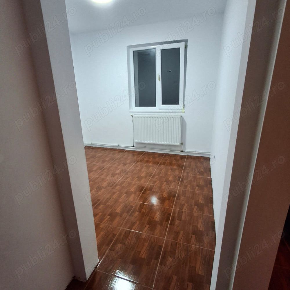 Vand apartament 2 camere Buhusi