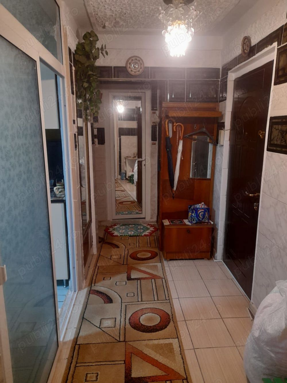 Închiriez apartament 2 camere