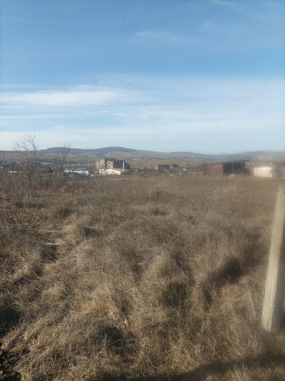 Vând teren extravilan in aghiresu fabrici 