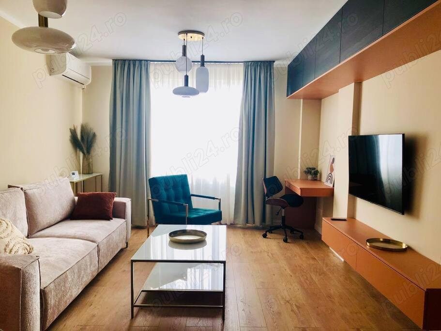 Ofer apartament pentru închiriere, ultracentral (Piața Victoriei) lux