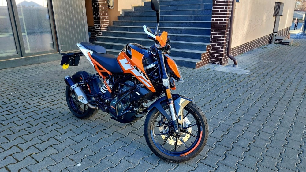 KTM DUKE 125 ABS Faruri LED Stopuri LED Proprietar 