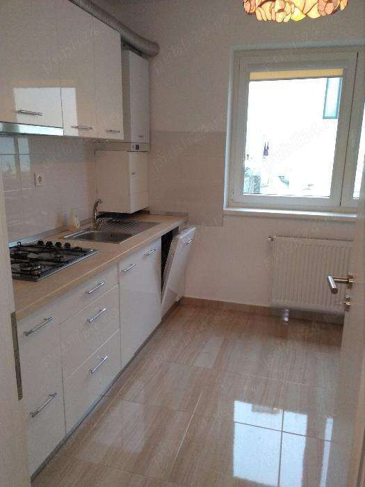 PF ofer spre inchiriere apartament 2 camere la vila Parcul Sub Arini