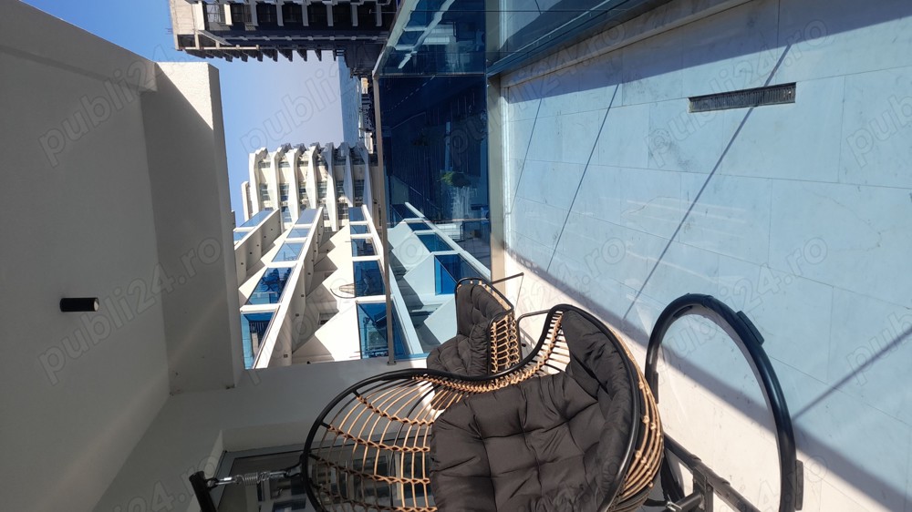 Inchiriez apartament cu doua camere 