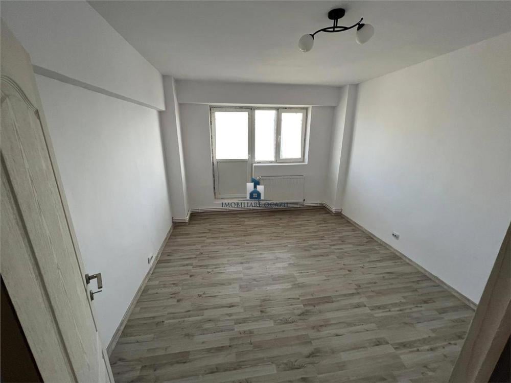 Vanzare Apartament 2 camere Decomandat Aparatorii Patriei