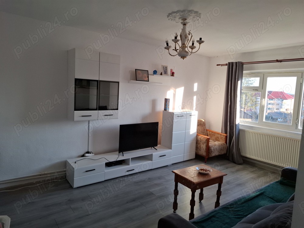 Vand Apartament 4 camere