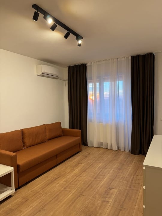 Apartament 2 camere de închiriat Păcii, Militari