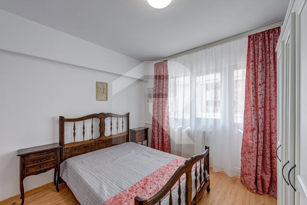 Apartament 3 camere mobilat si utilat Lacul Tei