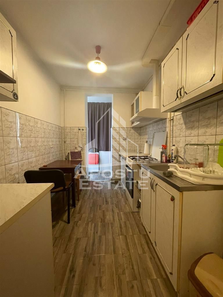 Apartament 2 camere in zona Calea Aradului