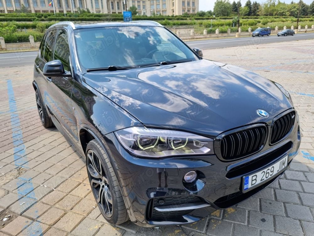 BMW X5 F15 Facelift M50dX 404cp motor refacut la BMW