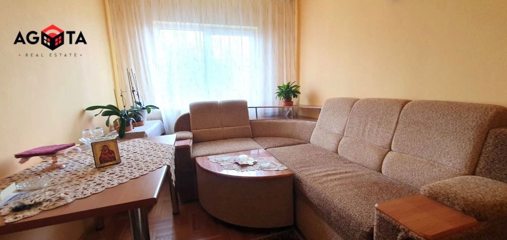 Vand apartament de 4 camere pe Mehedinti in zona Manastur!