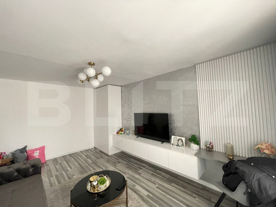 Apartament cu 3 camere decomandat, 72 mp, zona Lapus Arges