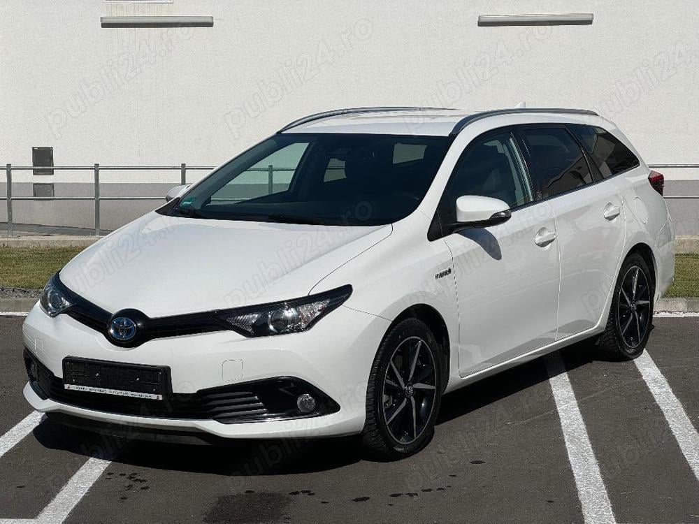 Toyota Auris 1,8 Hibrid