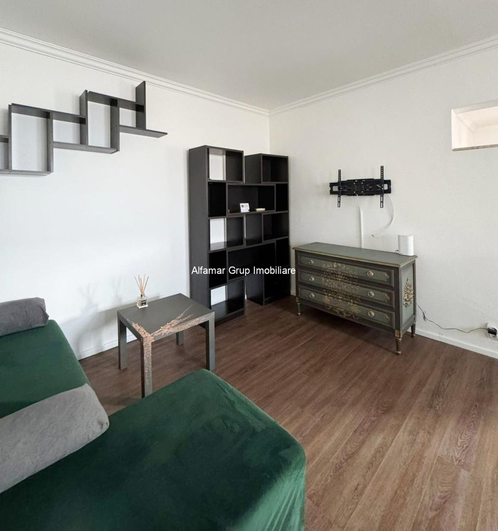 Apartament cu 4 camere Militari- Apusului