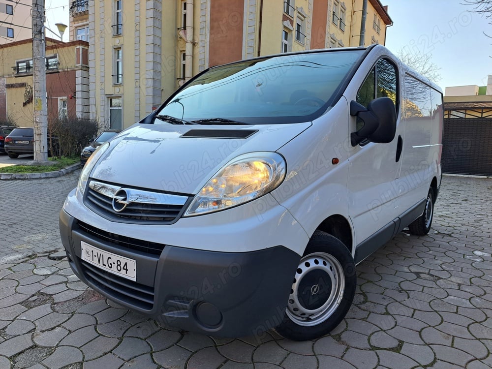 Opel Vivaro 2.0cdti 2011, 3 locuri