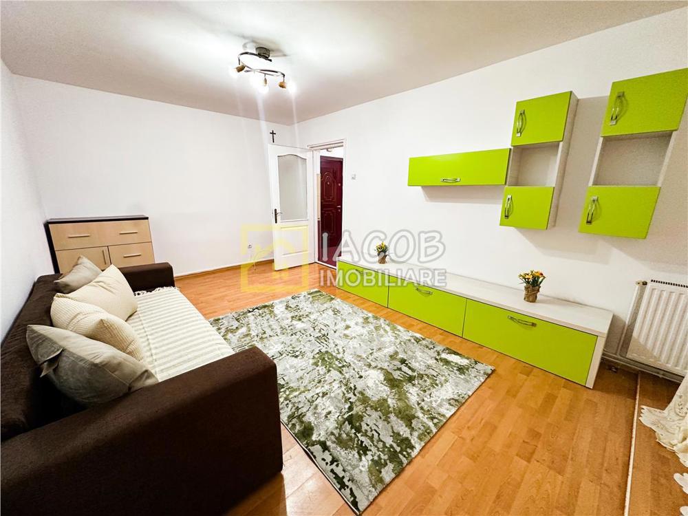 De inchiriat: Apartament 2 camere – Mihai Viteazu, nr 3