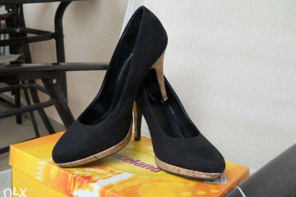 Pantofi piele intoarsa