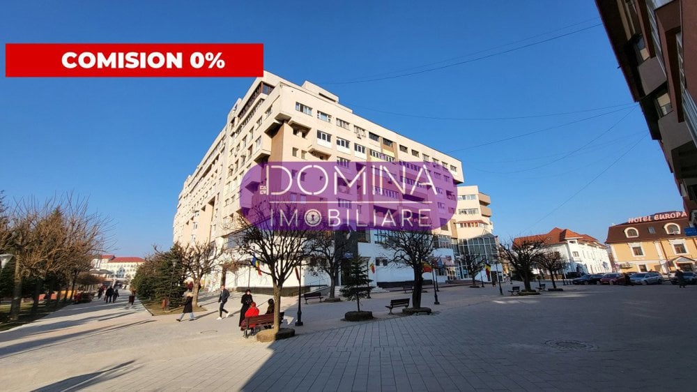 Vânzare apartament cu 3 camere, ULTRACENTRAL, 99 mp, strada Victoriei pietonal