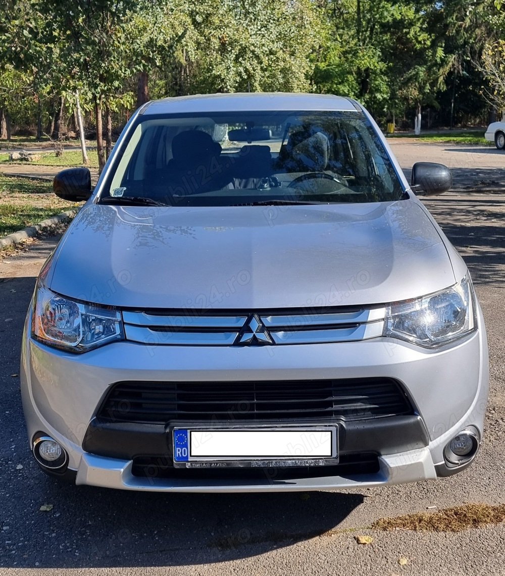 Mitsubishi Outlander de vânzare - mașină îngrijită, de familie